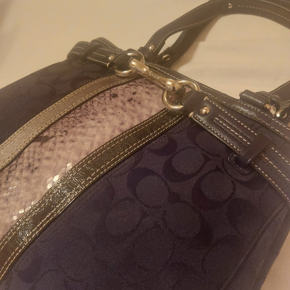 COACH AUTHENTIC SIGNATURE BROWN BY PYTHON - Picture 9 of 16